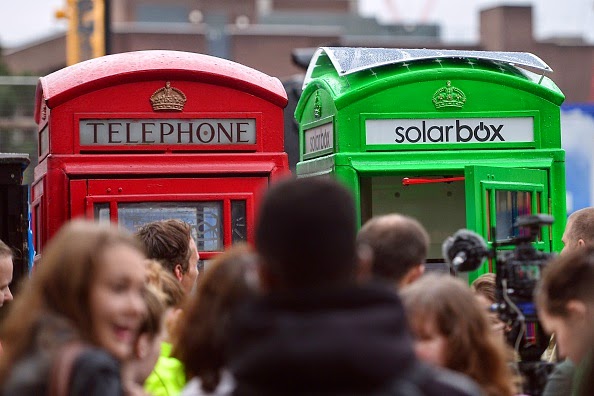 伦敦把废弃电话亭改造为太阳能手机充电站 | 文章内置图片