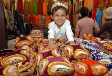 新疆：奖励每位游客500元 期望消弭暴恐影响