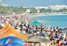 海南：各大景区游客爆棚，免税购物获青睐