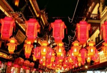上海：外滩踩踏后效应，三大新年灯会均取消