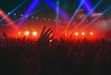 演唱会市场爆火 能真的带动城市文旅经济吗