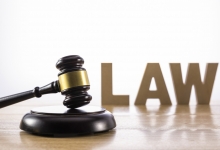 徐州贾汪：“游”法保障 塔山法庭送法进景区