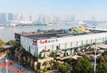上海千古情景区化身“流动历史剧场”