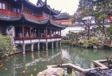历时两年修缮百年上海豫园“湖心亭”焕新归来