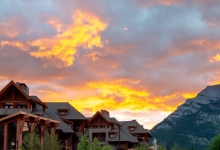 中国恢复赴加拿大团队游 加政府表态:欢迎中方决定