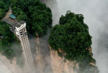 买股票送门票，上市公司跨界引流新玩法