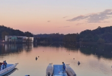 Cityboat走红：河湖生态向好 亲水消费兴起